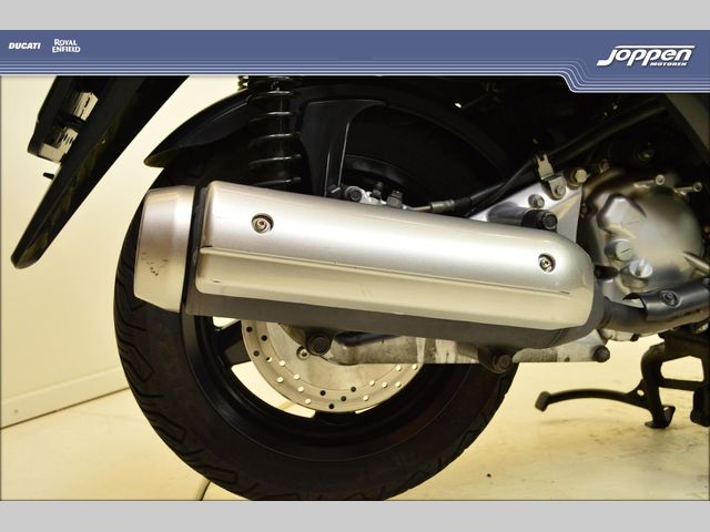 yamaha - x-max-250