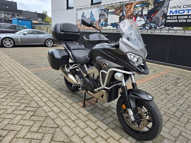 honda - vfr-800-x-crossrunner-abs
