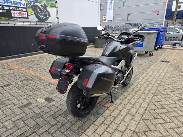 honda - vfr-800-x-crossrunner-abs