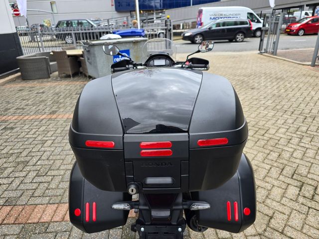 honda - vfr-800-x-crossrunner-abs