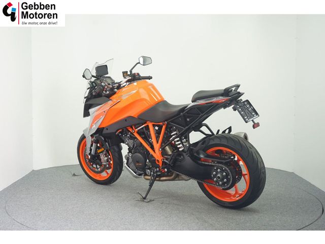 ktm - 1290-super-duke-gt