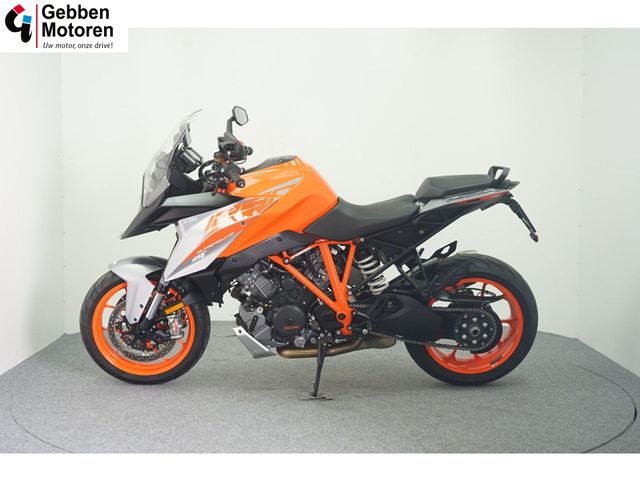 ktm - 1290-super-duke-gt