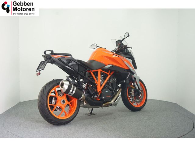 ktm - 1290-super-duke-gt