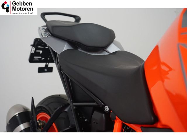 ktm - 1290-super-duke-gt