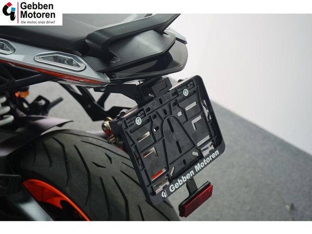 ktm - 1290-super-duke-gt