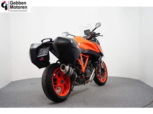 ktm - 1290-super-duke-gt
