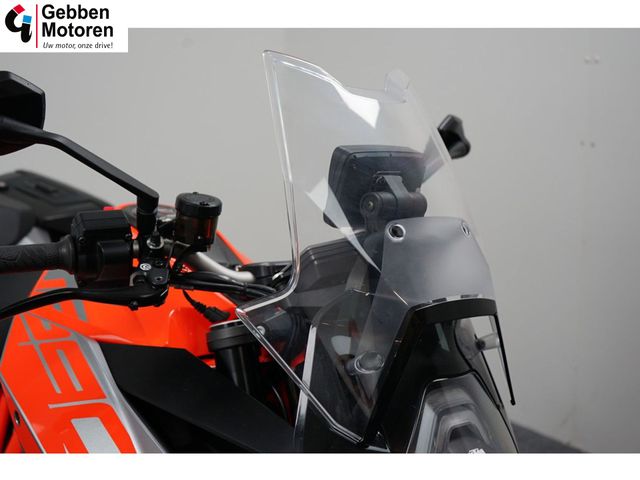 ktm - 1290-super-duke-gt