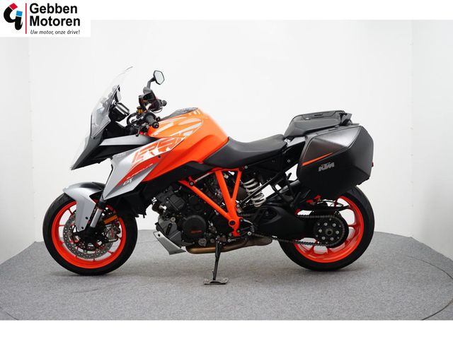 ktm - 1290-super-duke-gt