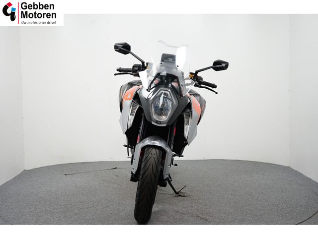 ktm - 1290-super-duke-gt