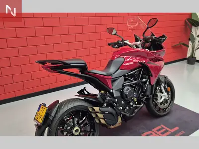 MV AGUSTA TURISMO VELOCE 800 RC – foto 2