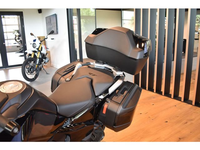 bmw - r-1300-rt