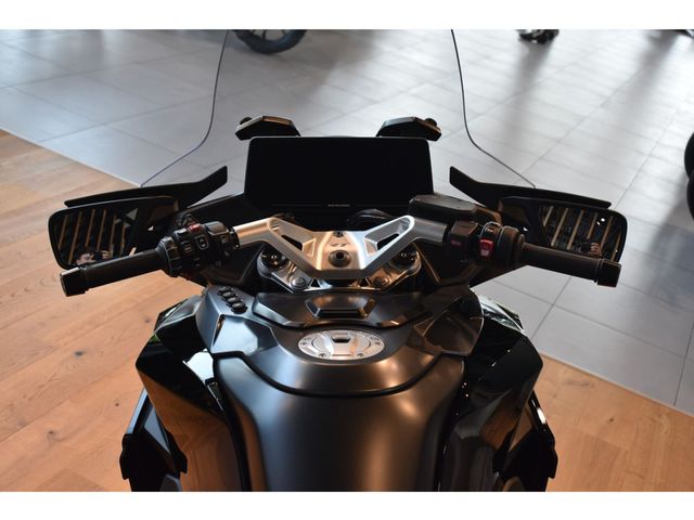 bmw - r-1300-rt
