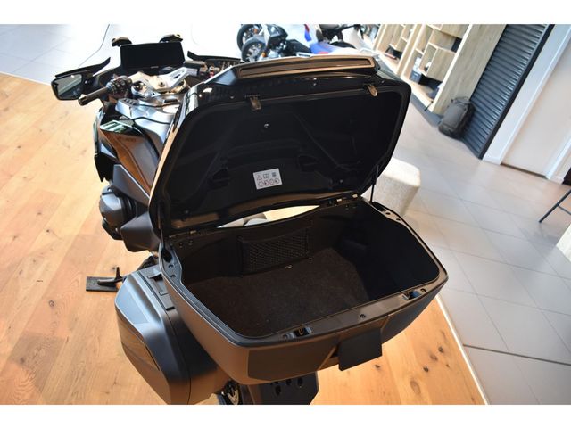 bmw - r-1300-rt