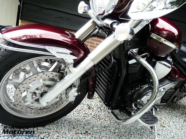 yamaha - xvs-1300-custom