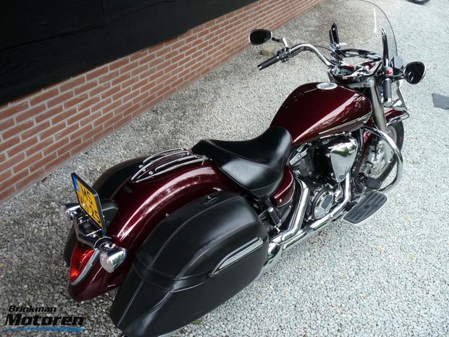 yamaha - xvs-1300-custom