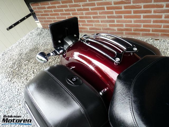 yamaha - xvs-1300-custom