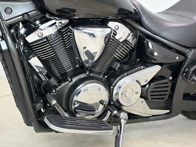 yamaha - xvs-1300-a-midnight-star