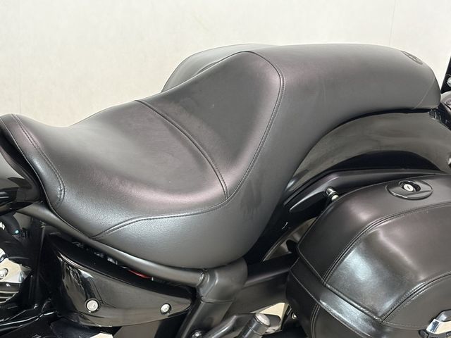 yamaha - xvs-1300-a-midnight-star