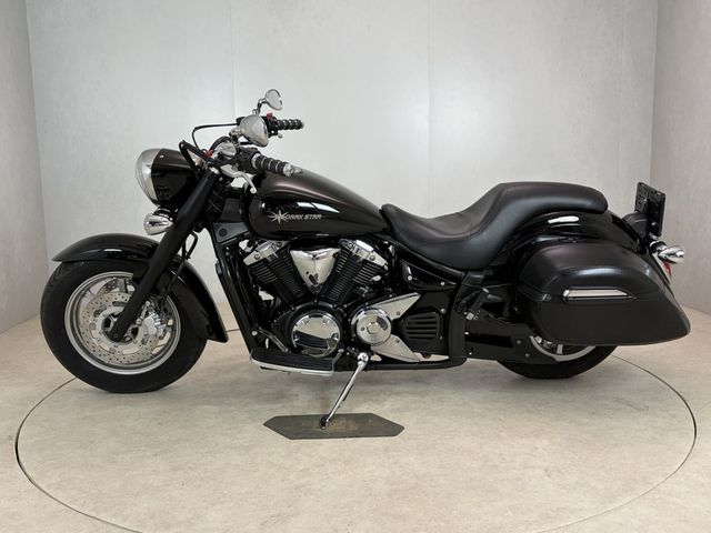 yamaha - xvs-1300-a-midnight-star