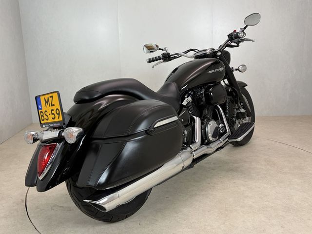 yamaha - xvs-1300-a-midnight-star