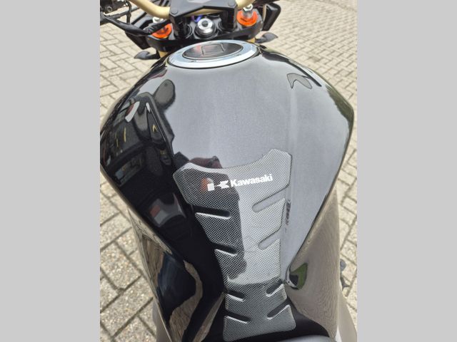 kawasaki - z1000