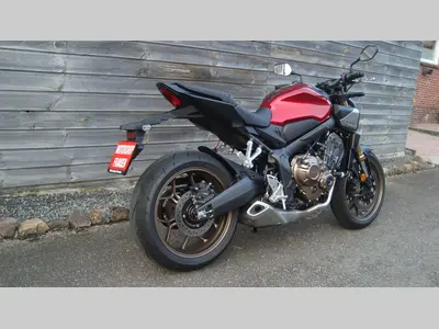 HONDA CB 650 R – foto 3
