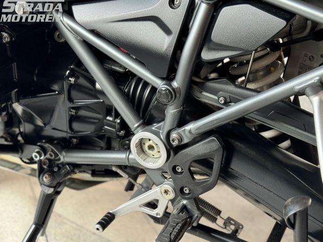 bmw - r-1200-gs-triple-black-edition