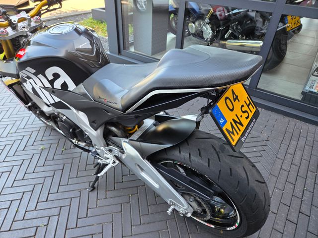 aprilia - tuono-v4