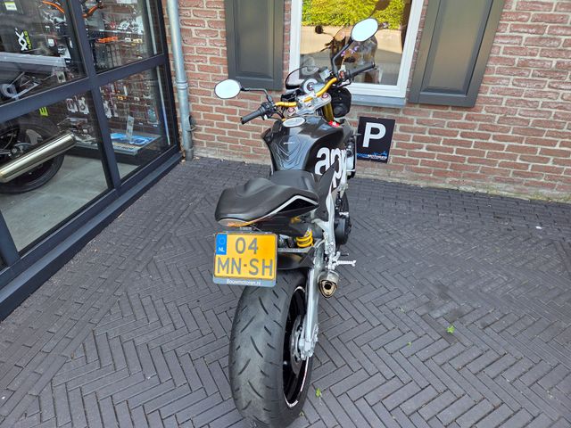 aprilia - tuono-v4