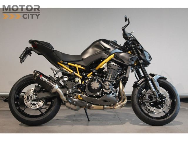 kawasaki - z900