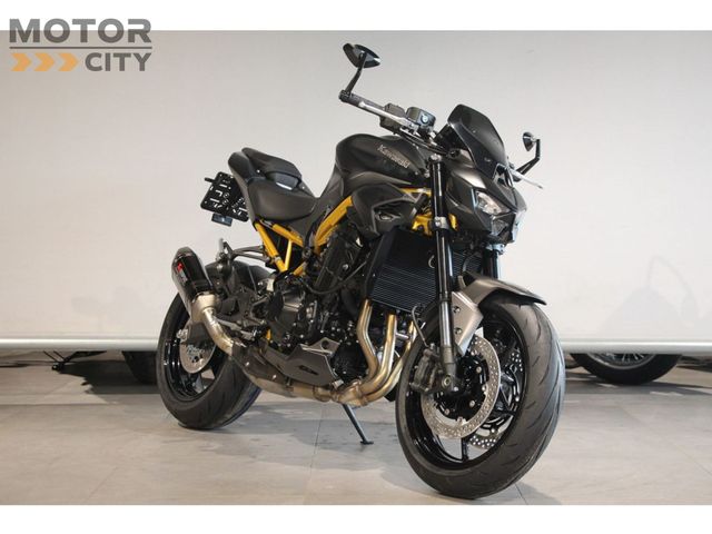 kawasaki - z900