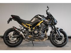 KAWASAKI Z900