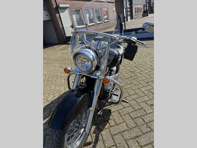 suzuki - c-800-intruder-classic