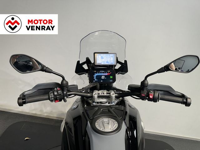 bmw - r-1300-gs