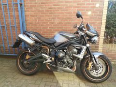 Triumph Street Triple 675 R 2011 occasion – foto 2 van 5