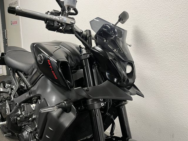 yamaha - mt-09-abs