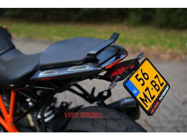 ktm - 1290-super-duke-gt