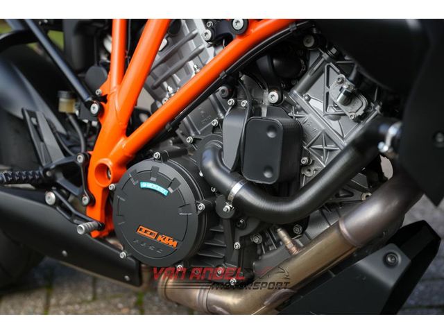 ktm - 1290-super-duke-gt