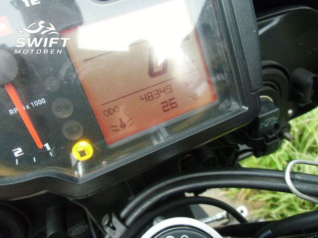 aprilia - tuono-1000-r