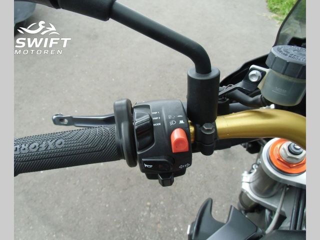 aprilia - tuono-1000-r