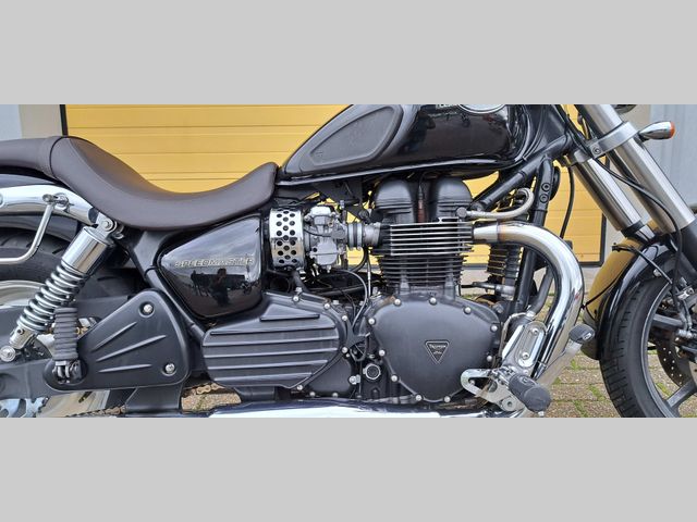 triumph - speedmaster
