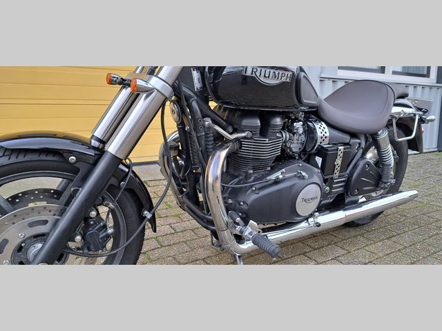triumph - speedmaster