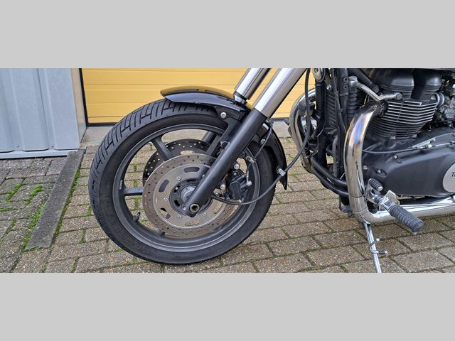 triumph - speedmaster