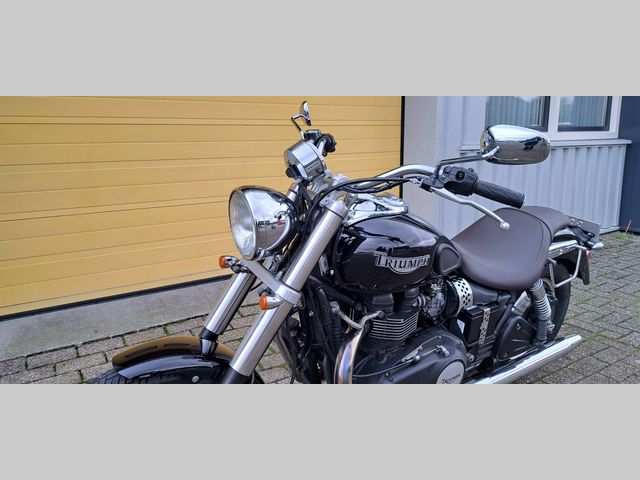 triumph - speedmaster