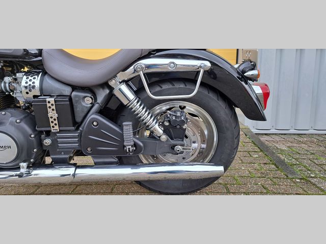 triumph - speedmaster