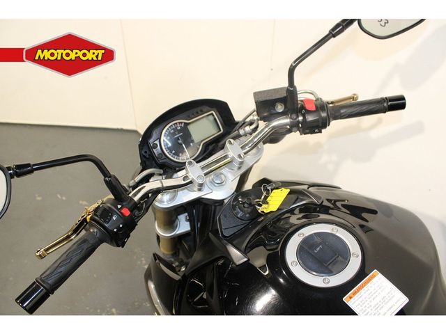 suzuki - gsr-750