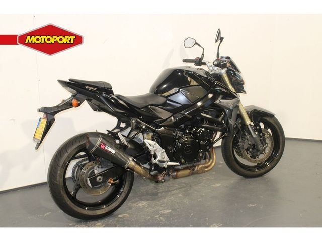 suzuki - gsr-750