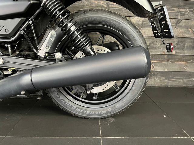 moto-guzzi - v-7-iii-stone
