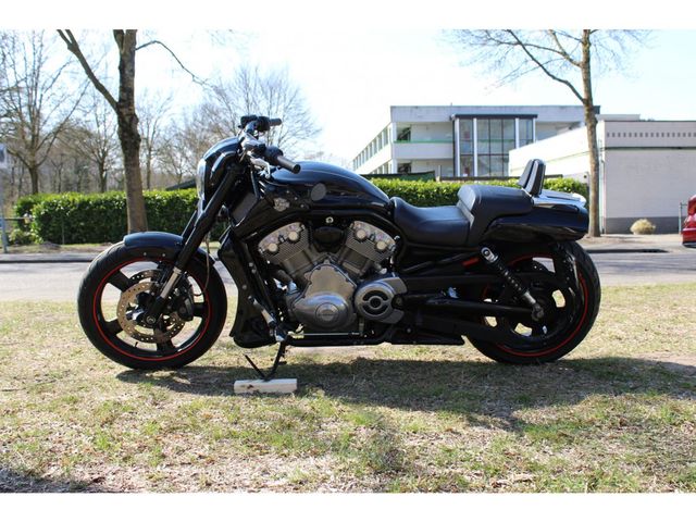 harley-davidson - v-rod-muscle-vrscf