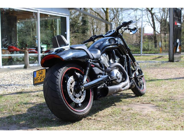 harley-davidson - v-rod-muscle-vrscf